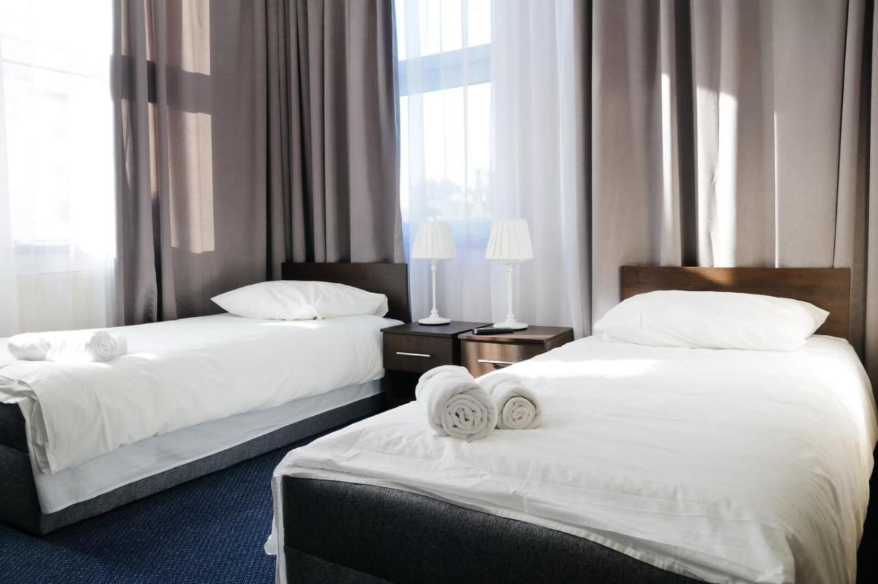Baza Hotelowa Bobrowiecka 9 Varşovia Exterior foto